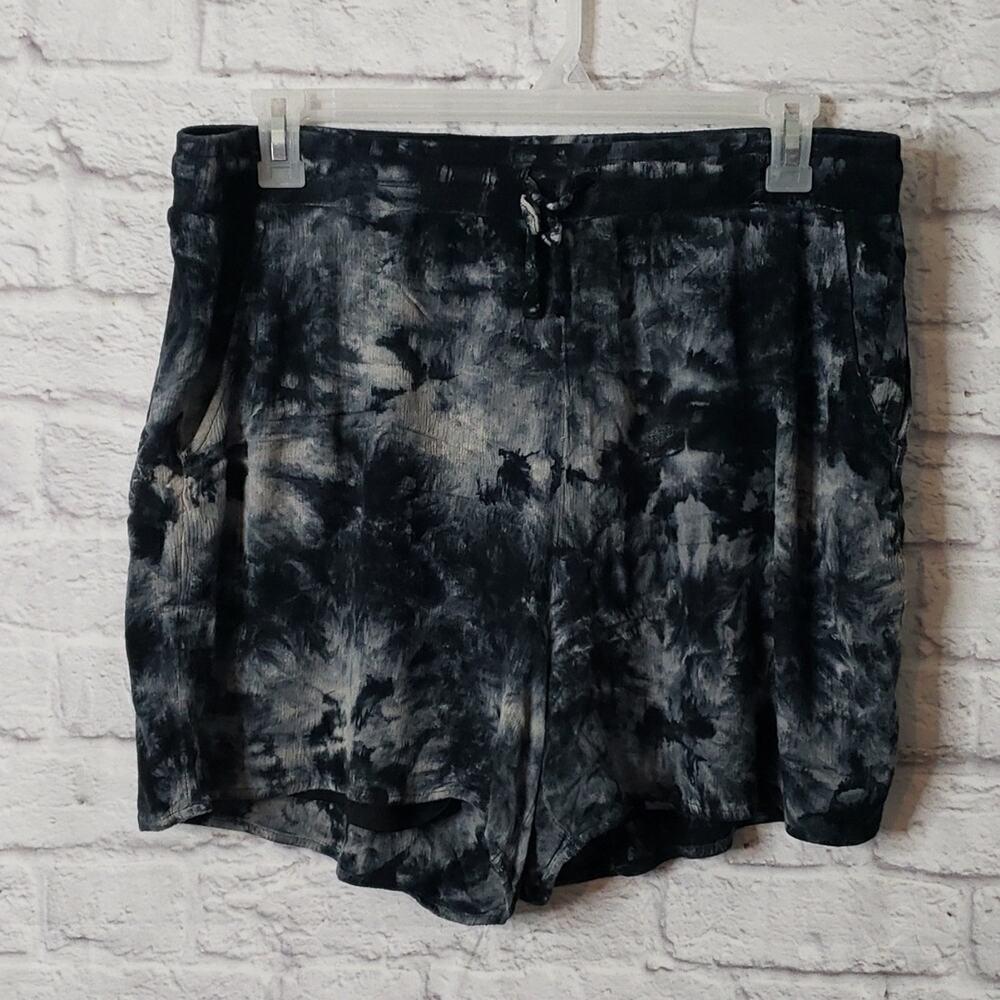 Torrid 1 1X Tie Dye Shorts Black Pull-On Gauze Mid-Rise Size 14 16 - Picture 5 of 8